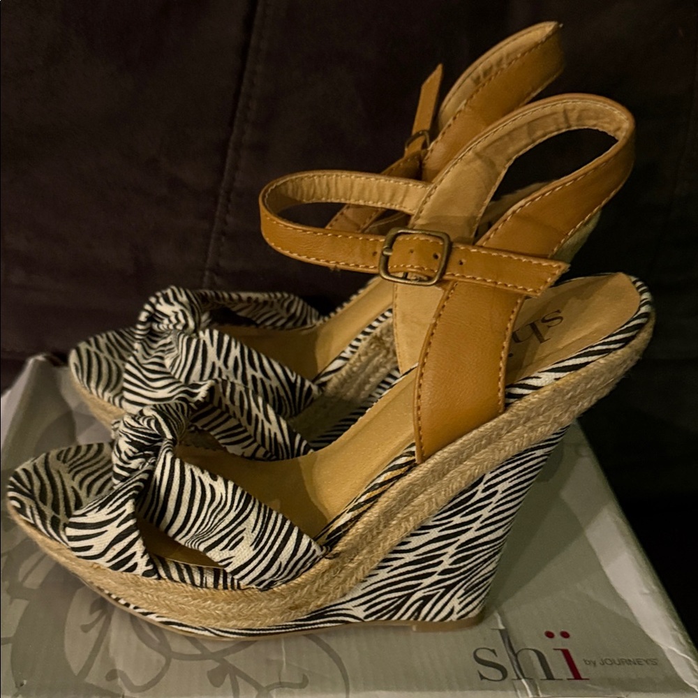 Shi by JOURNEYS Zebra Pattern Wedges with Tan Straps